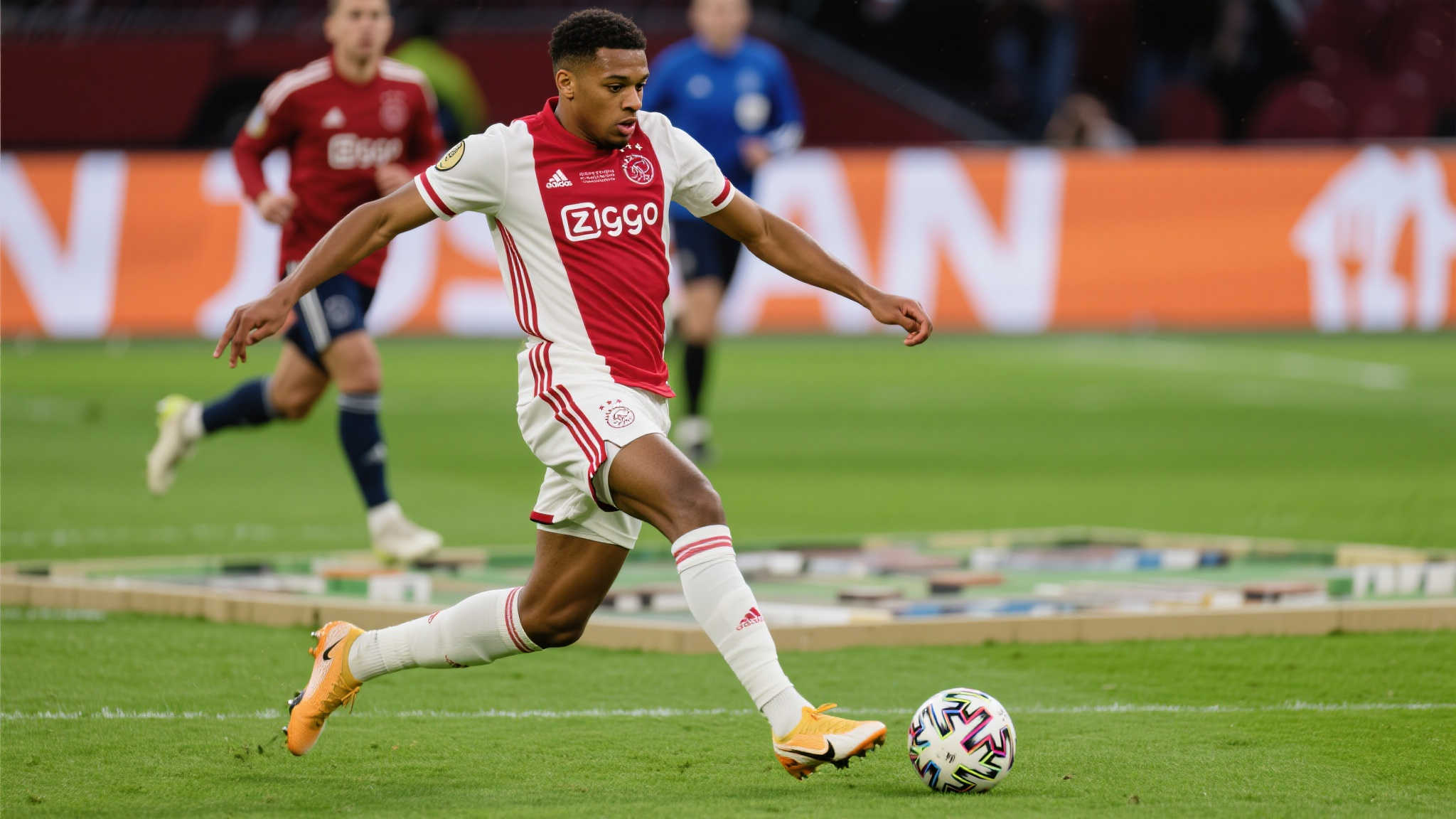 库尔图瓦盼续约皇马，盛赞赫伊森聪慧